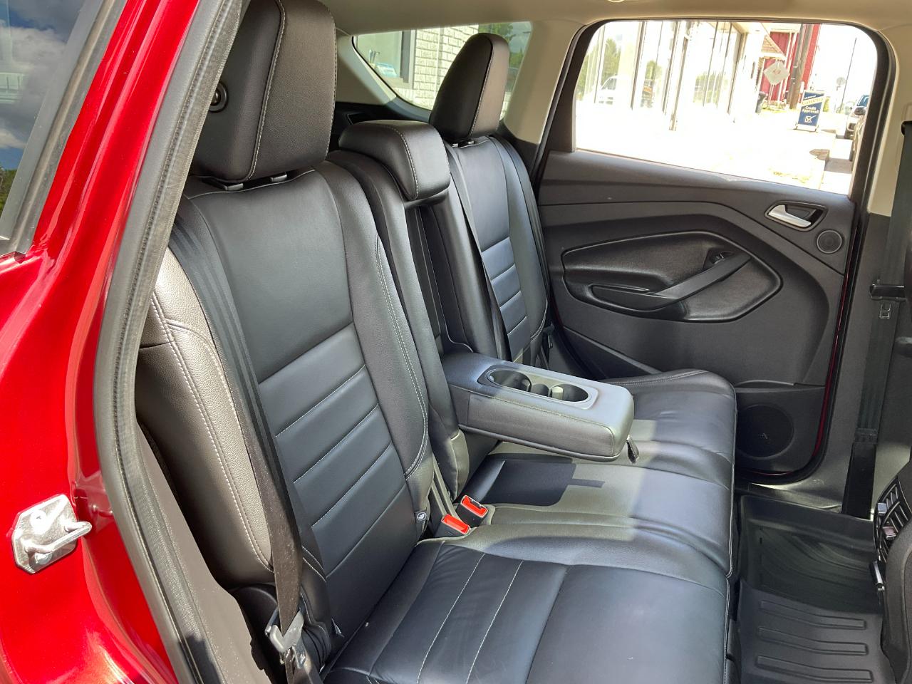 Ford Escape Titanium 4WD 2015