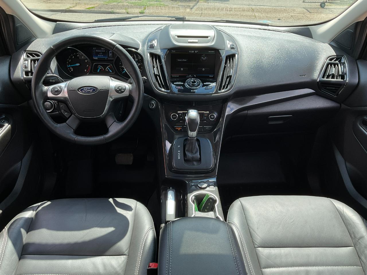 Ford Escape Titanium 4WD 2015