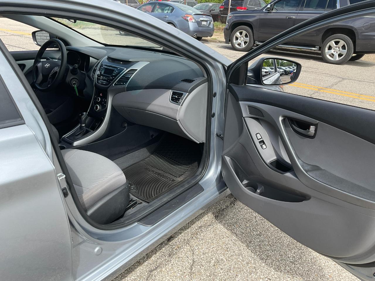 Hyundai Elantra 5dr Sdn GLS Auto 2016