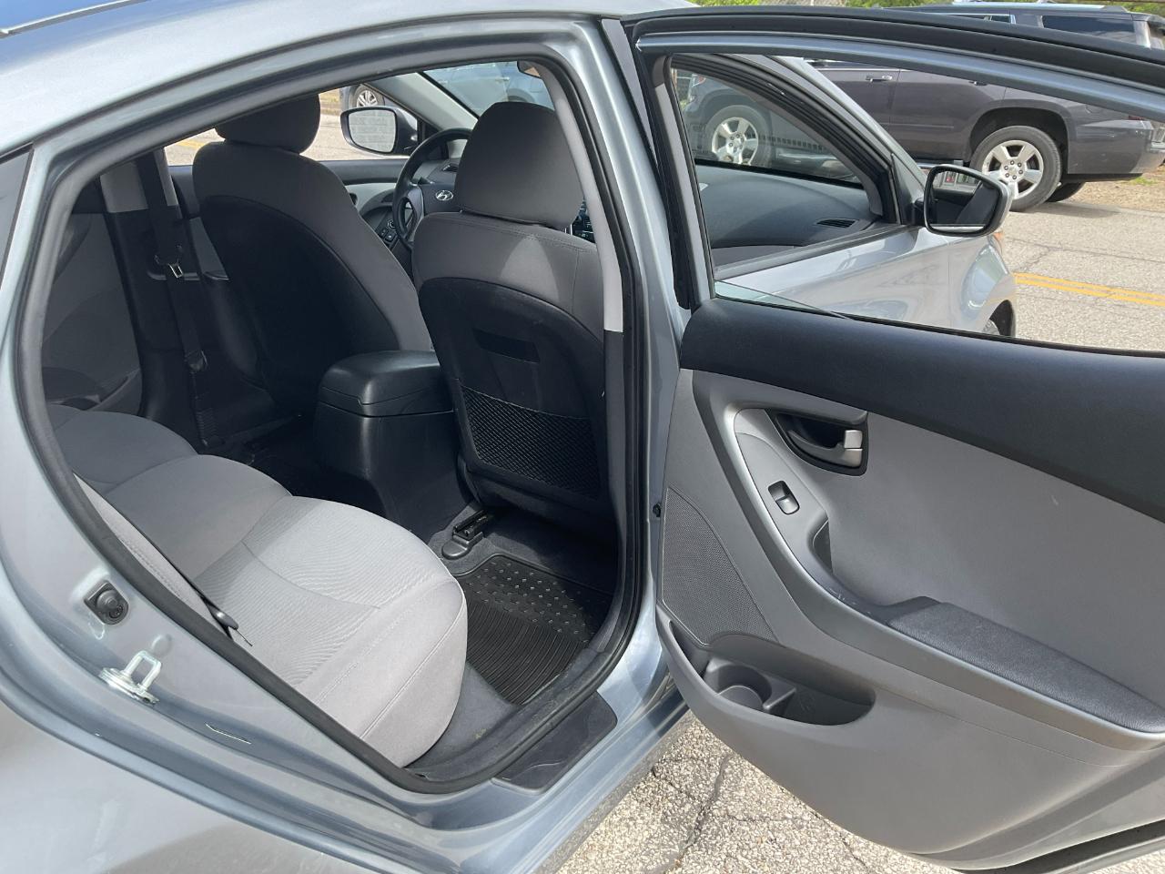 Hyundai Elantra 5dr Sdn GLS Auto 2016
