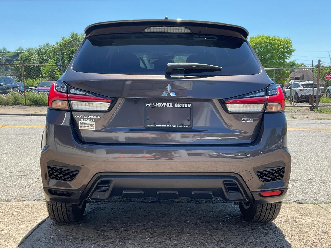 Mitsubishi Outlander Sport 2.0 ES 4WD 2024
