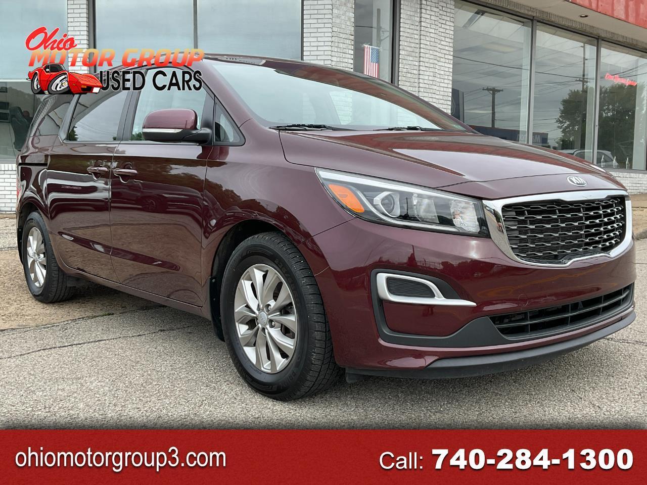 2020 Kia Sedona LX's photo