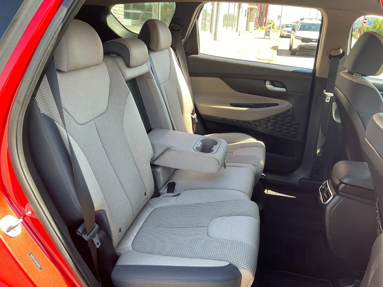 Hyundai Santa Fe SE AWD 2021