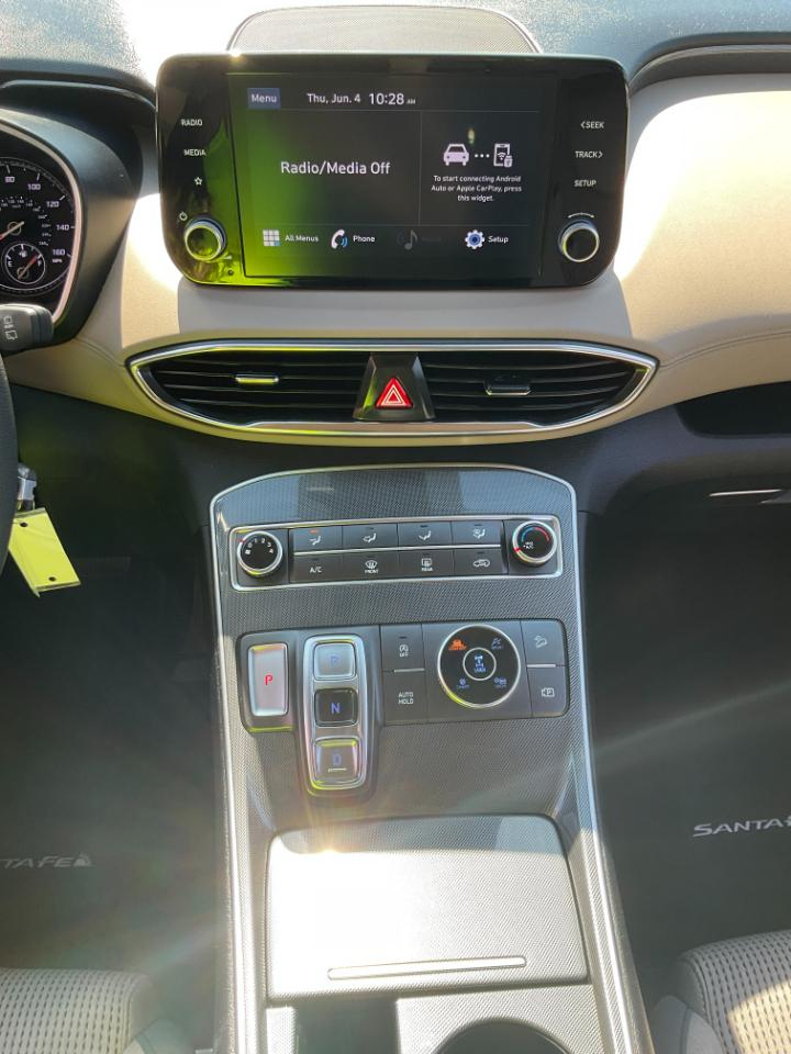 Hyundai Santa Fe SE AWD 2021