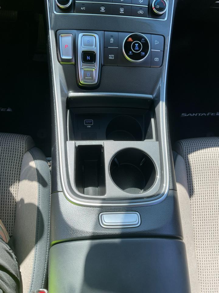 Hyundai Santa Fe SE AWD 2021