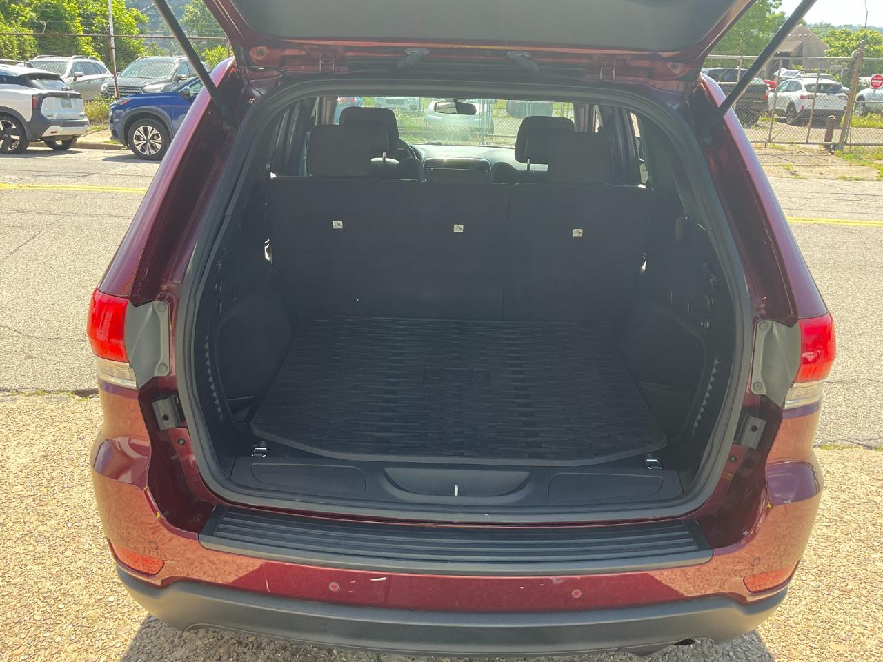 Jeep Grand Cherokee Laredo 4WD 2018