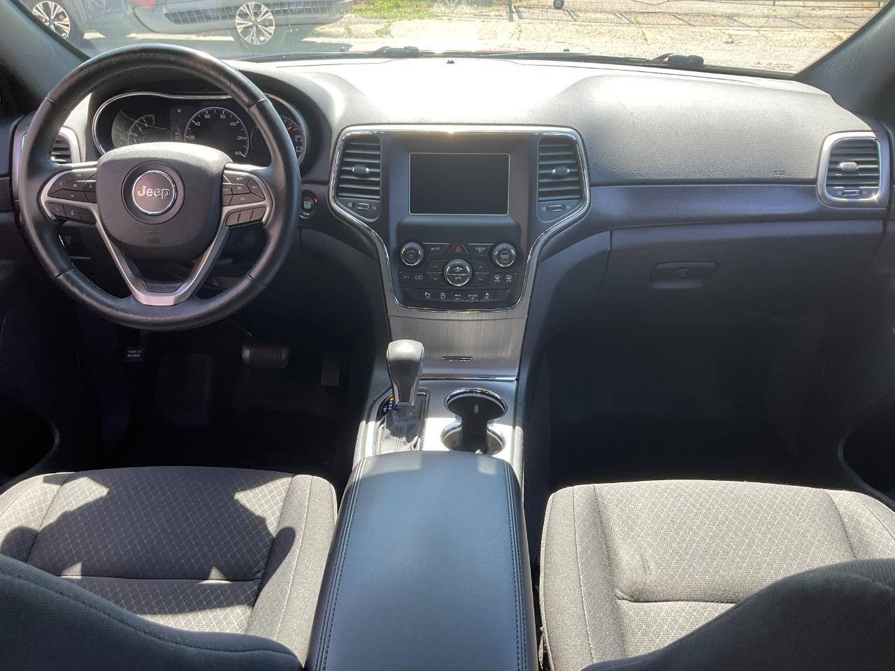 Jeep Grand Cherokee Laredo 4WD 2018