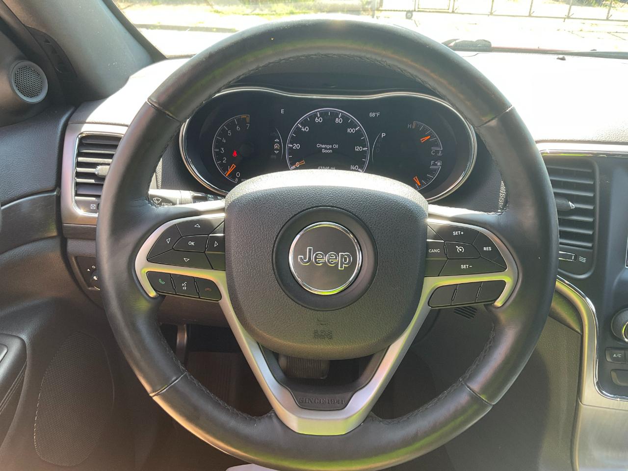 Jeep Grand Cherokee Laredo 4WD 2018