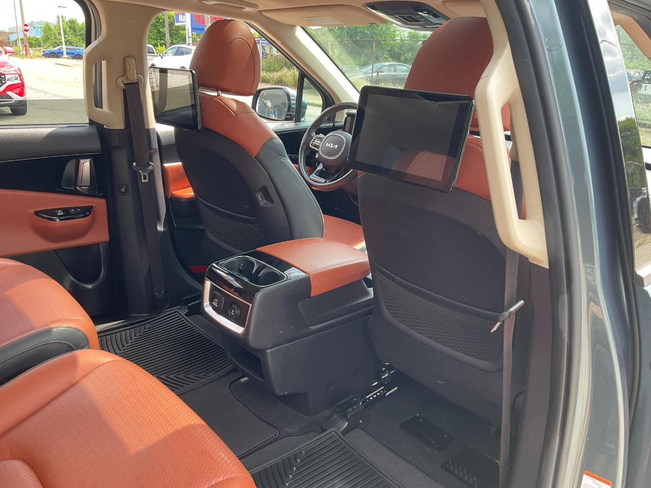 Kia Carnival SX Prestige 2022