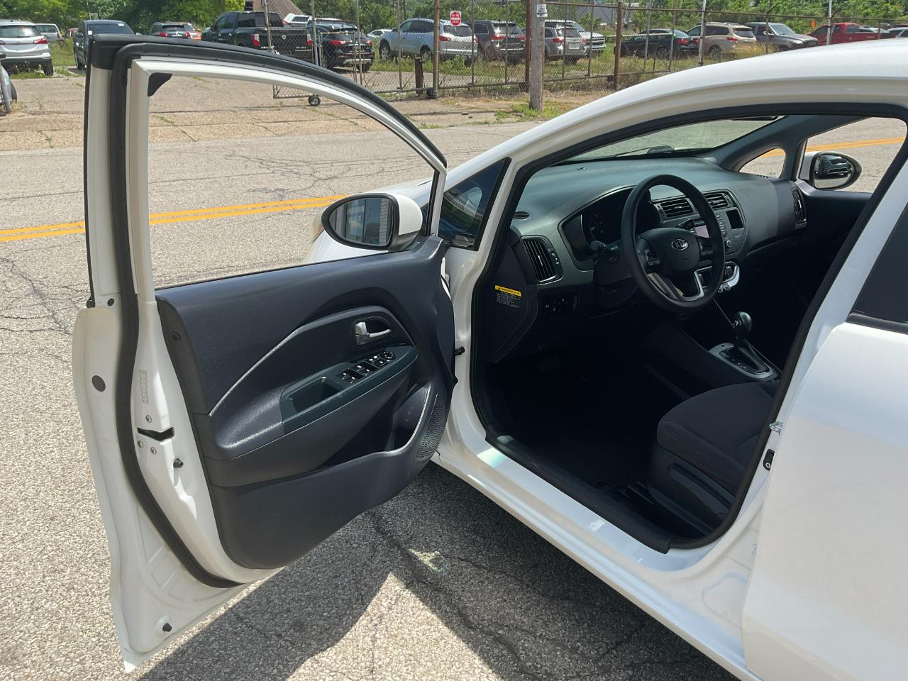 Kia Rio5 LX 2014