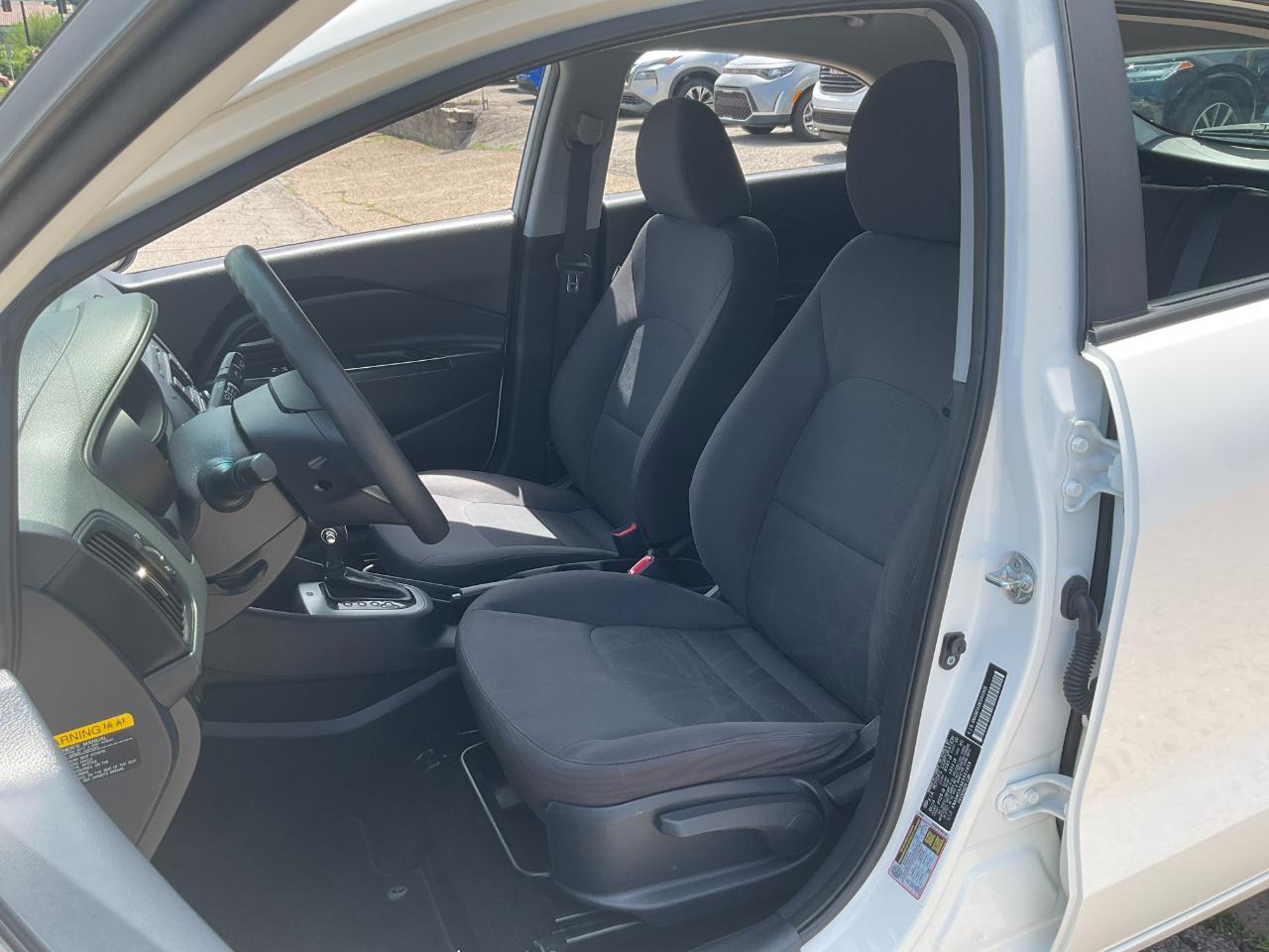 Kia Rio5 LX 2014