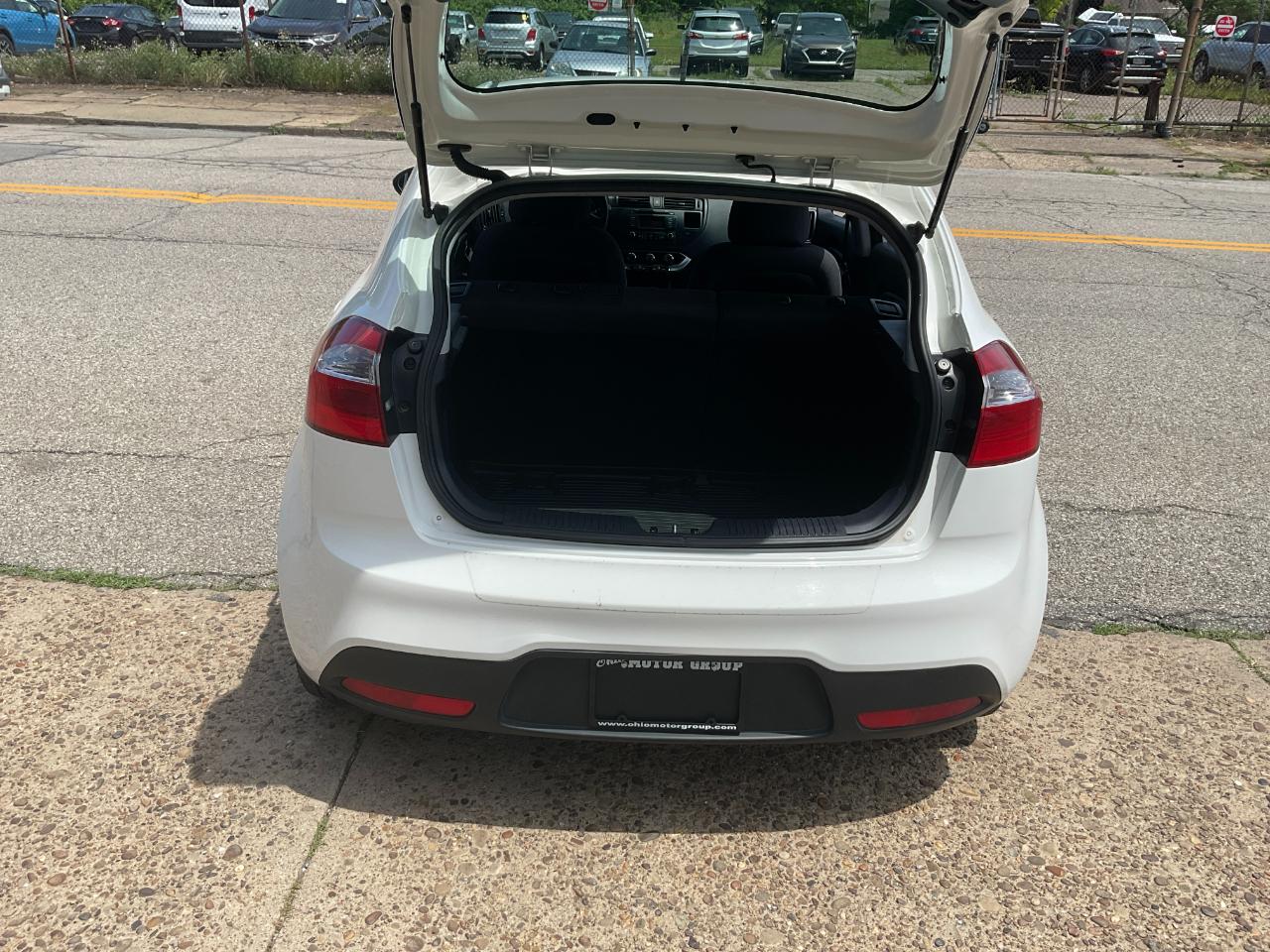 Kia Rio5 LX 2014
