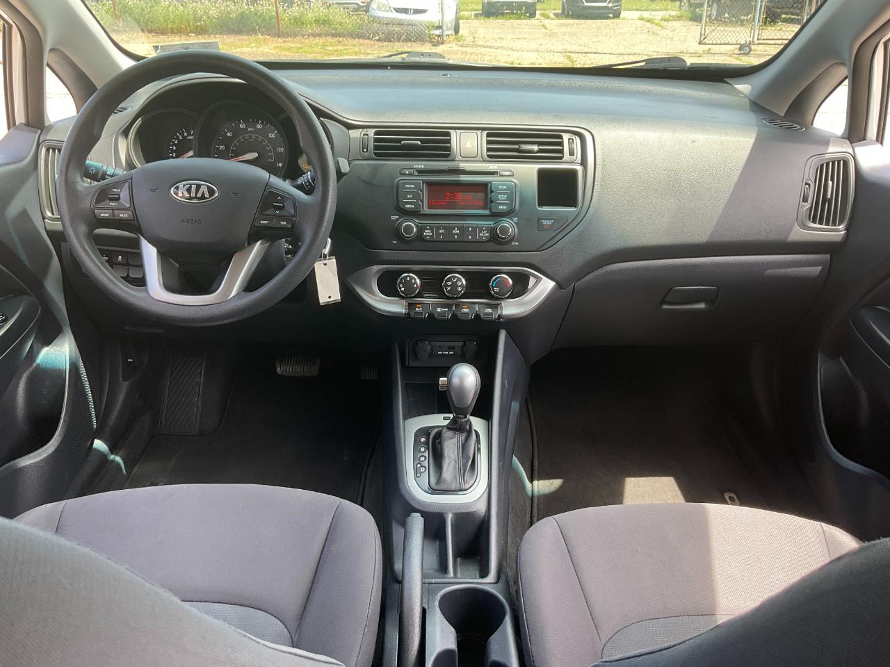 Kia Rio5 LX 2014