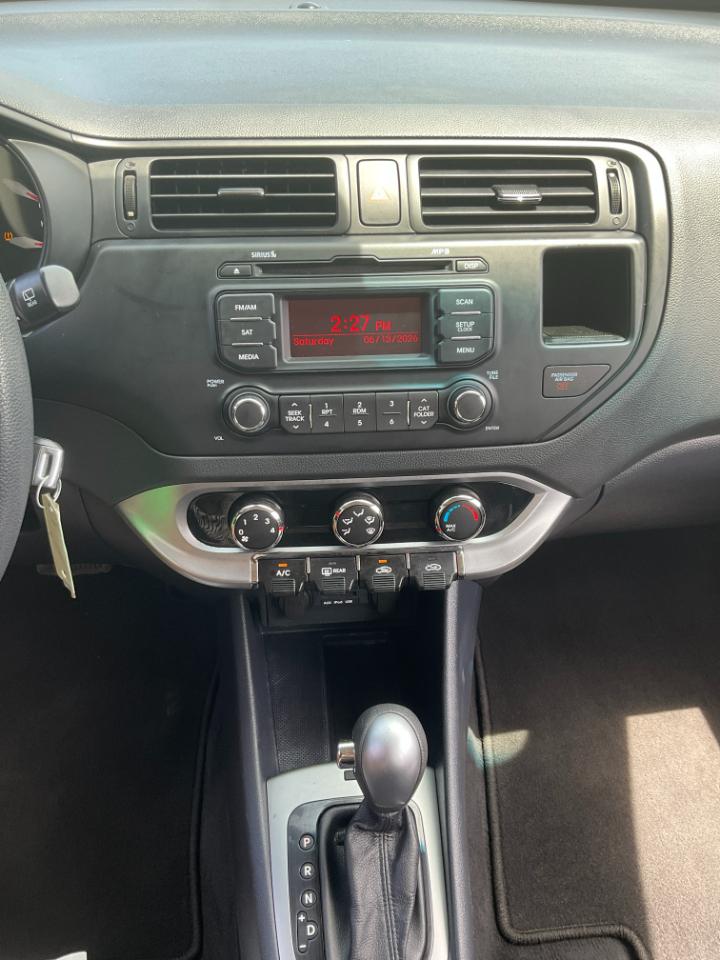 Kia Rio5 LX 2014