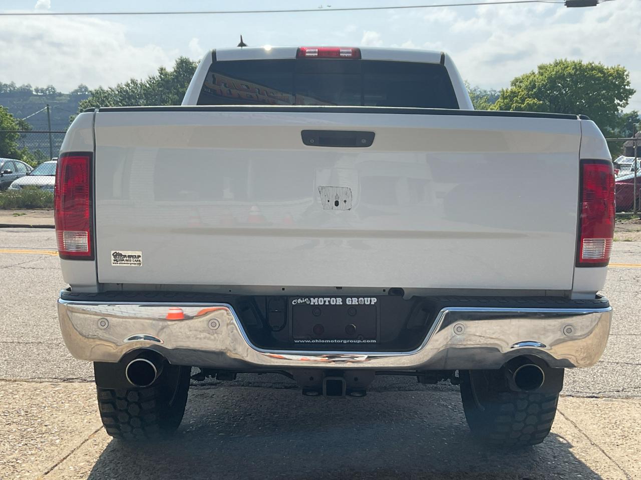 RAM 1500 SLT Crew Cab SWB 4WD 2015