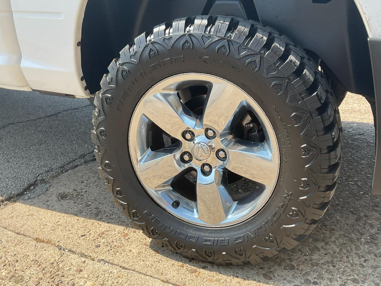 RAM 1500 SLT Crew Cab SWB 4WD 2015