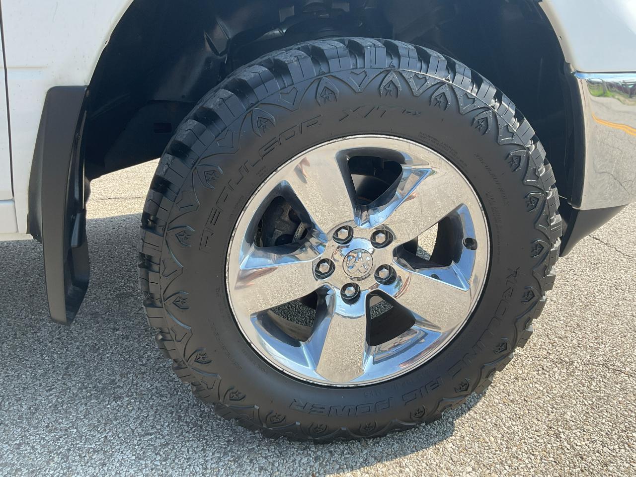 RAM 1500 SLT Crew Cab SWB 4WD 2015