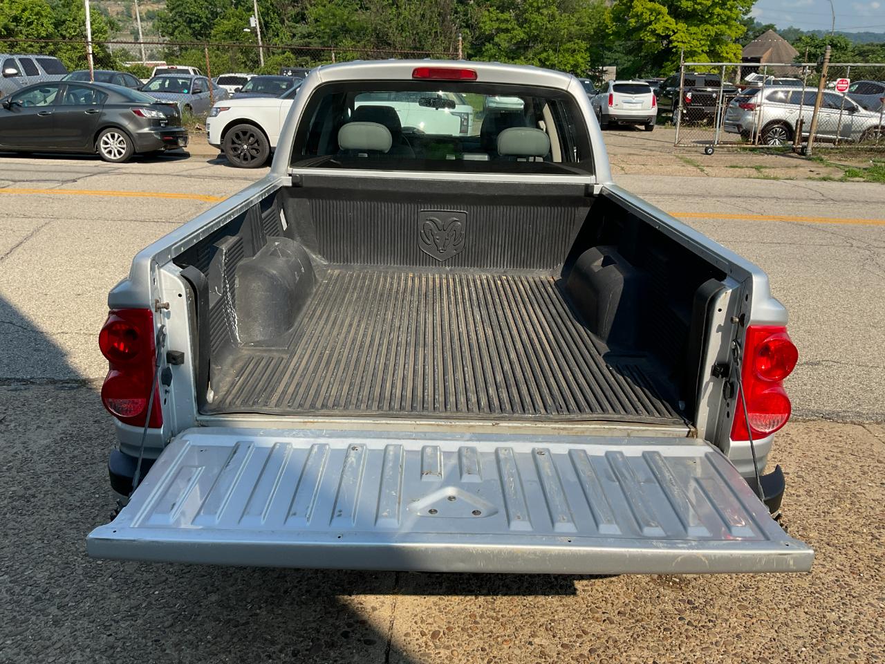 RAM Dakota ST Crew Cab 2WD 2010
