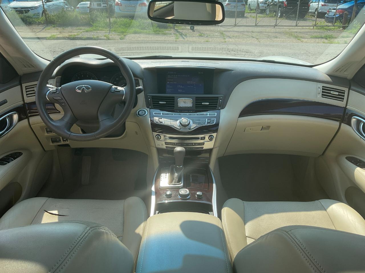 Infiniti M 37x 2012