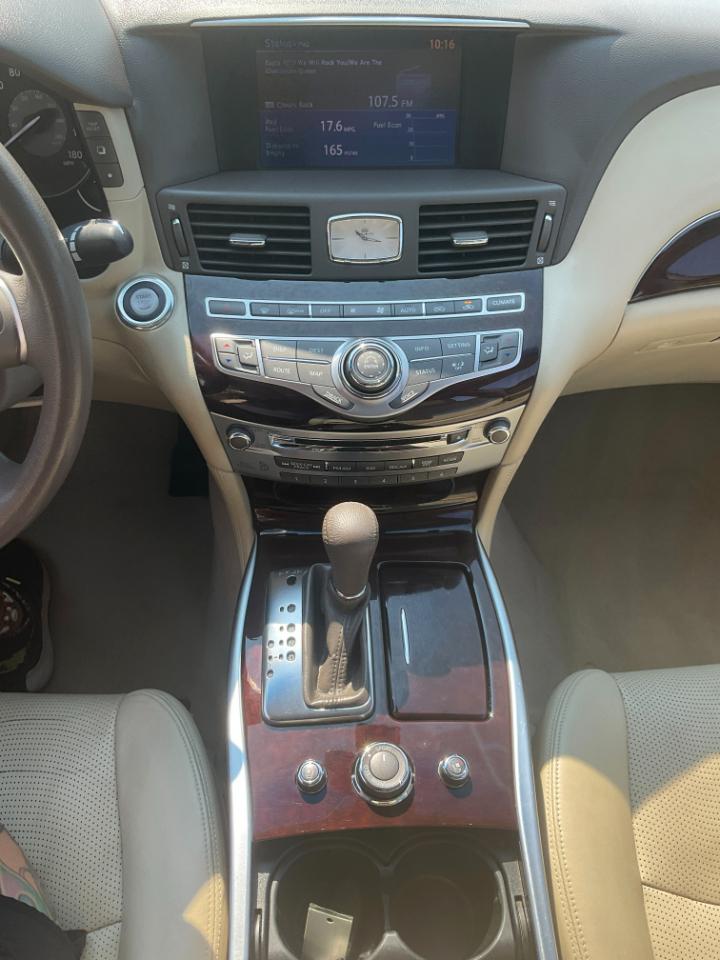 Infiniti M 37x 2012