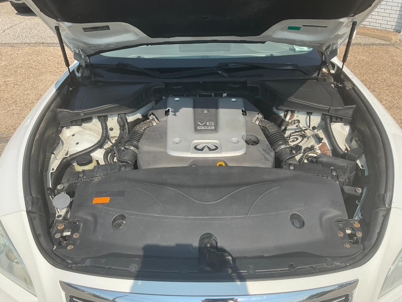 Infiniti M 37x 2012