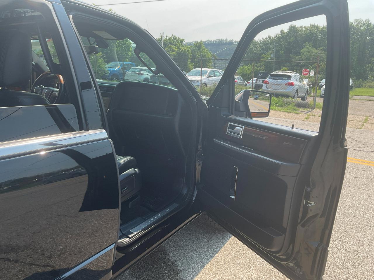 Lincoln Navigator Select 4WD 2017