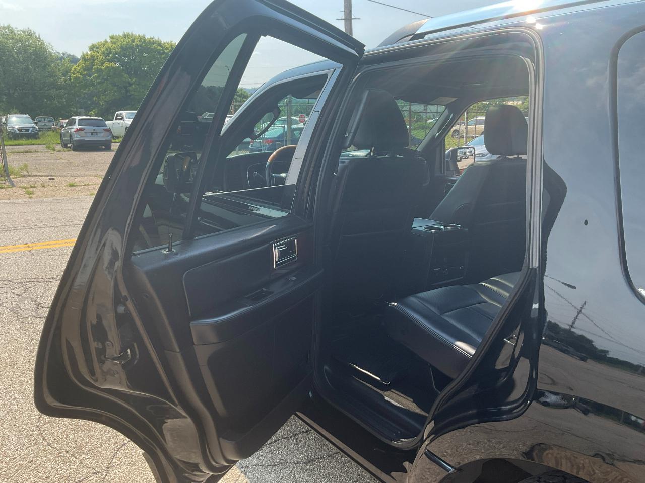 Lincoln Navigator Select 4WD 2017
