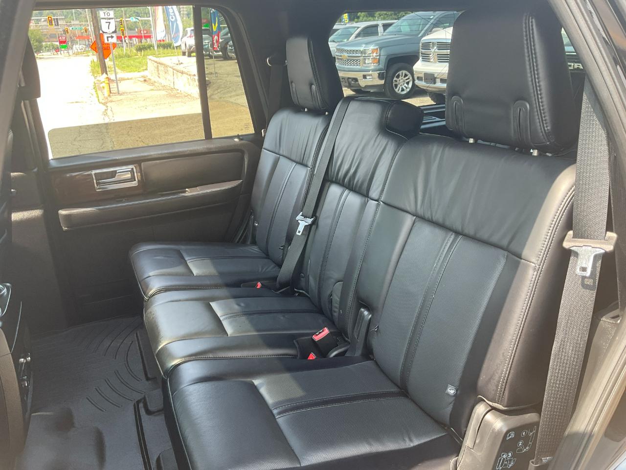 Lincoln Navigator Select 4WD 2017