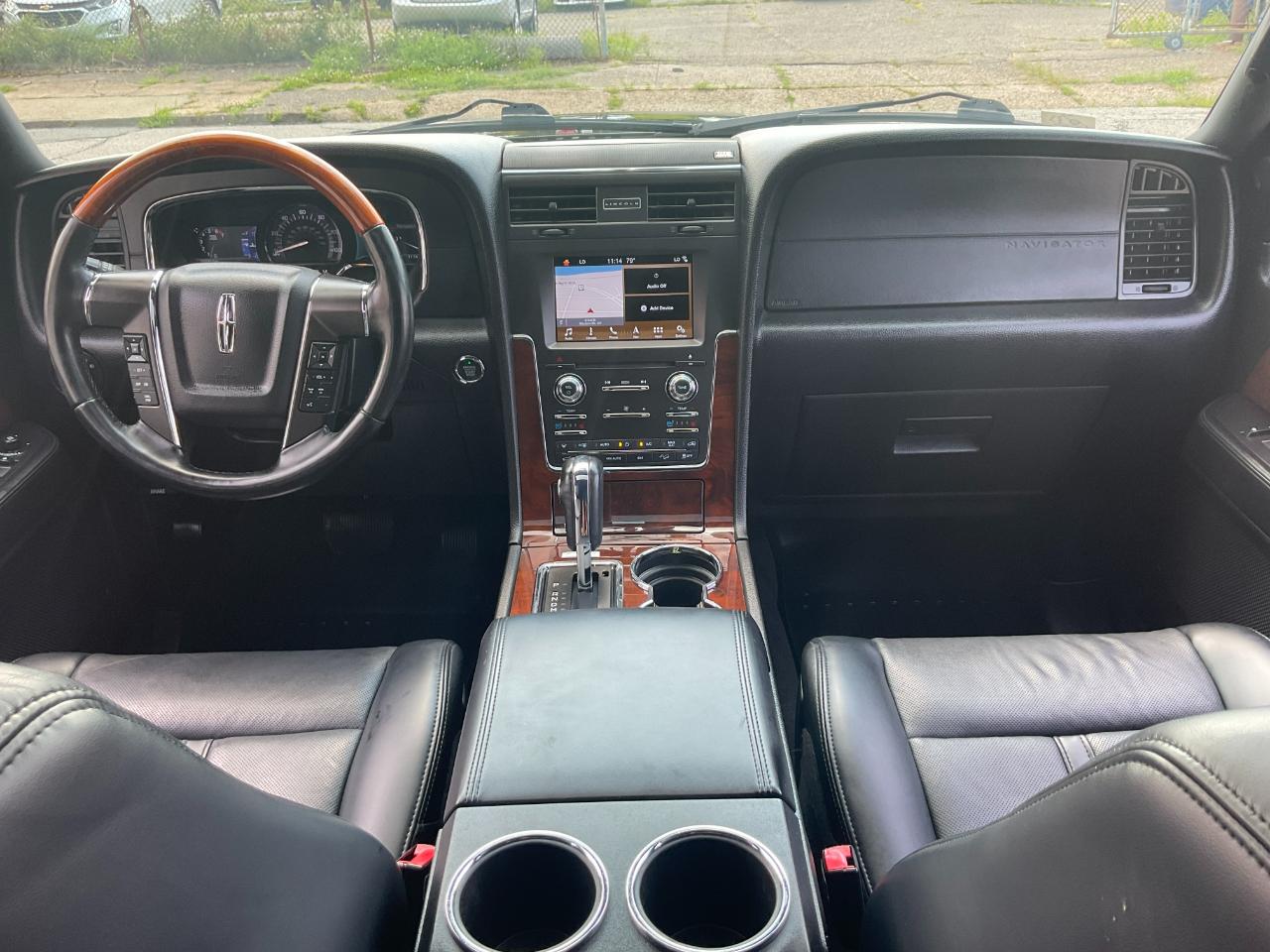 Lincoln Navigator Select 4WD 2017