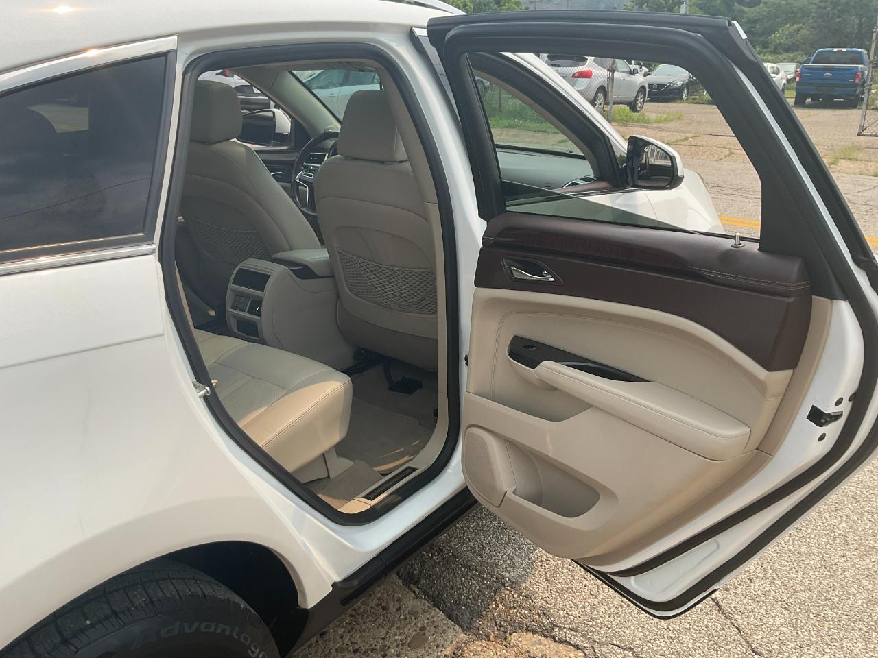 Cadillac SRX Luxury Collection AWD 2016