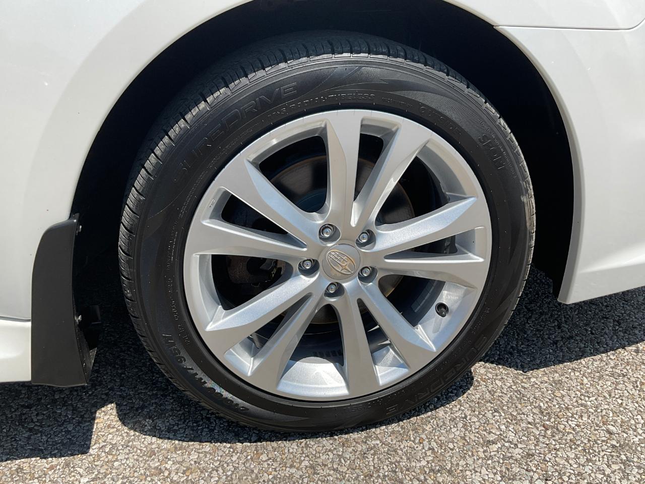 Subaru Legacy 2.5i Premium 2014