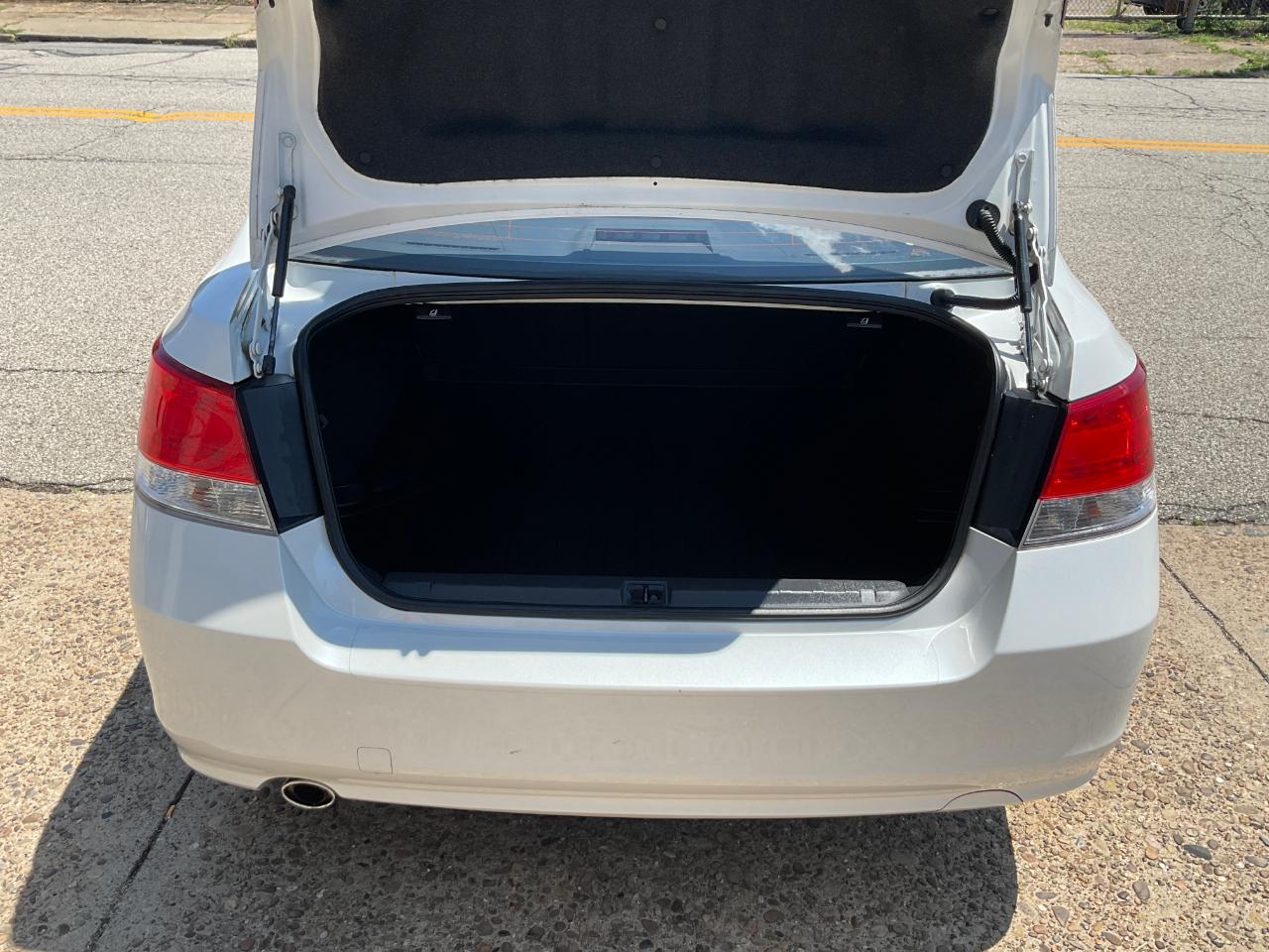 Subaru Legacy 2.5i Premium 2014