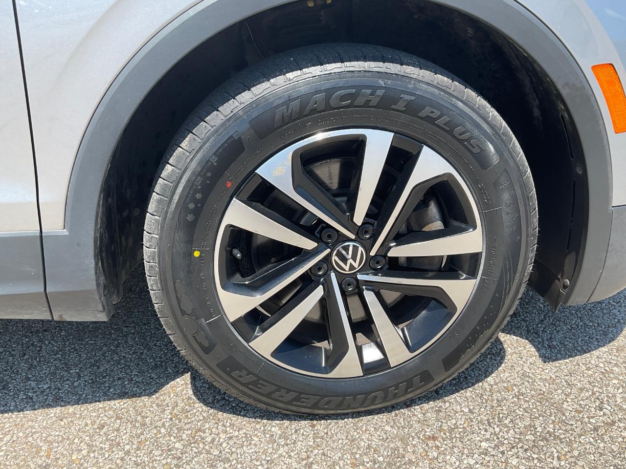 Volkswagen Tiguan S 2024