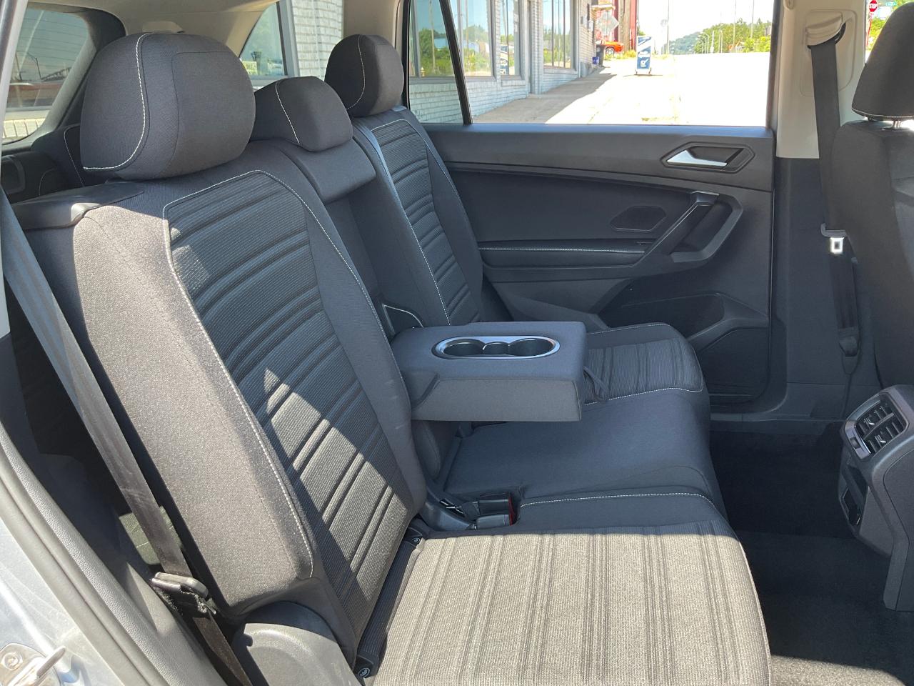 Volkswagen Tiguan S 2024