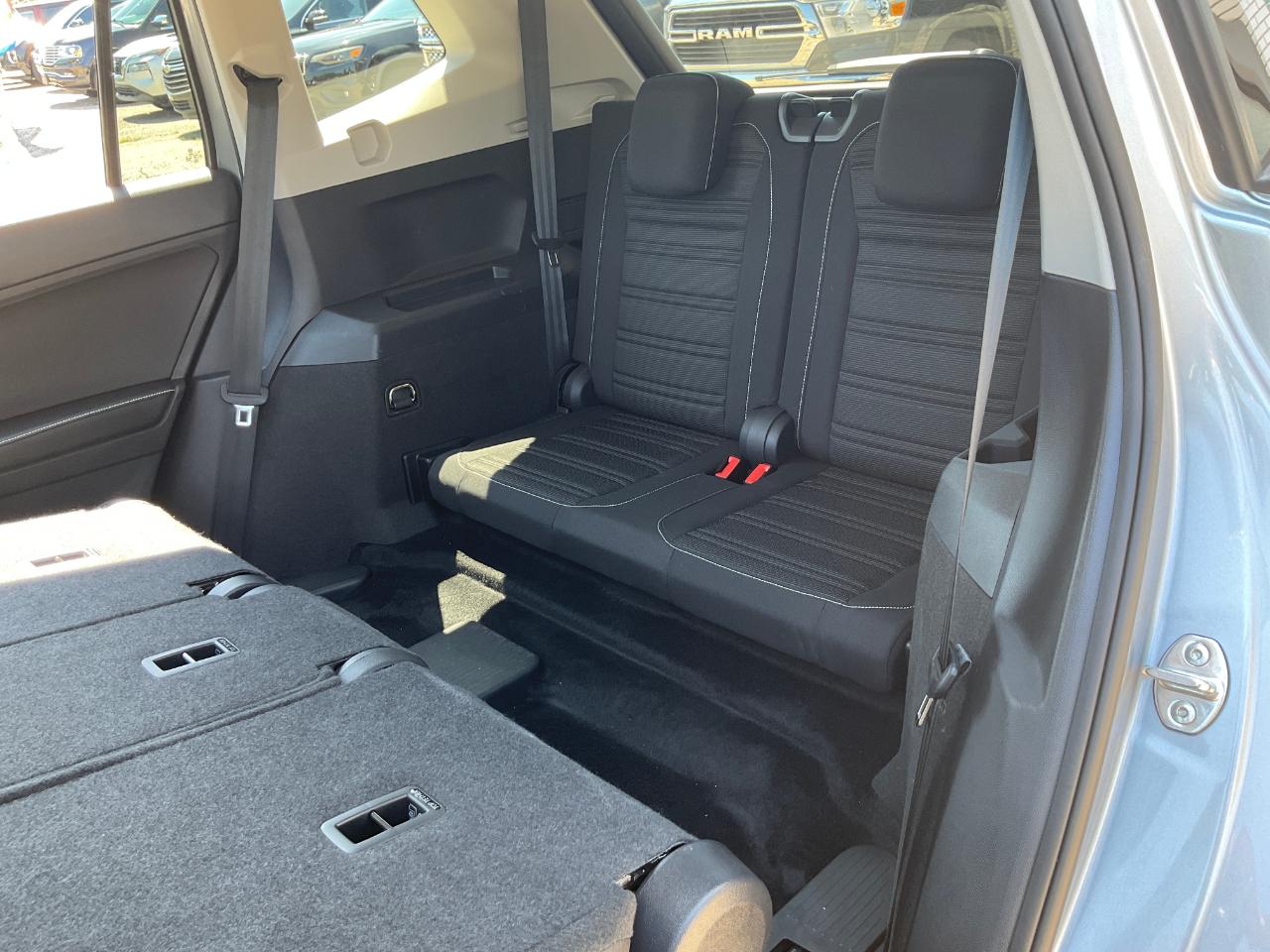 Volkswagen Tiguan S 2024