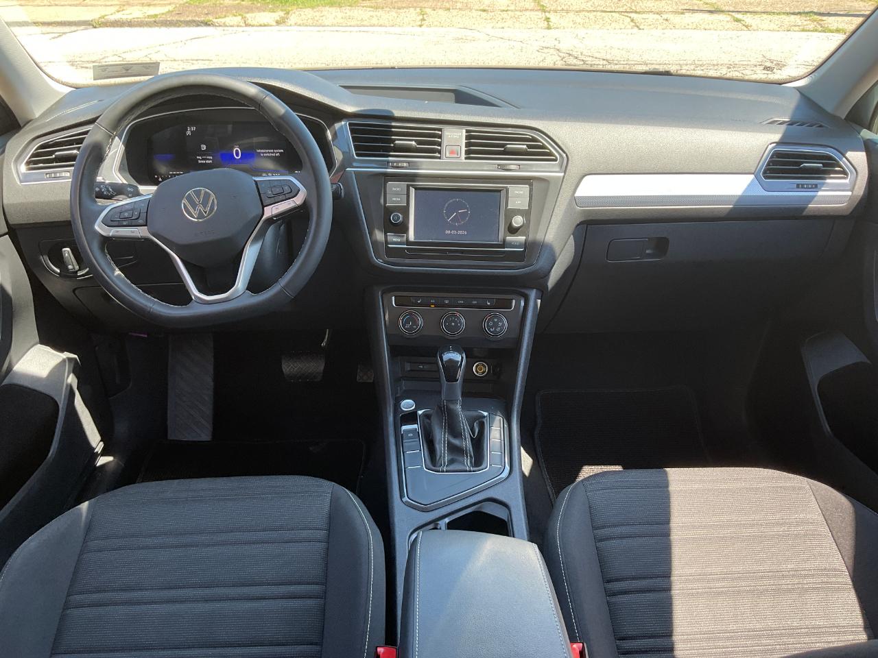 Volkswagen Tiguan S 2024