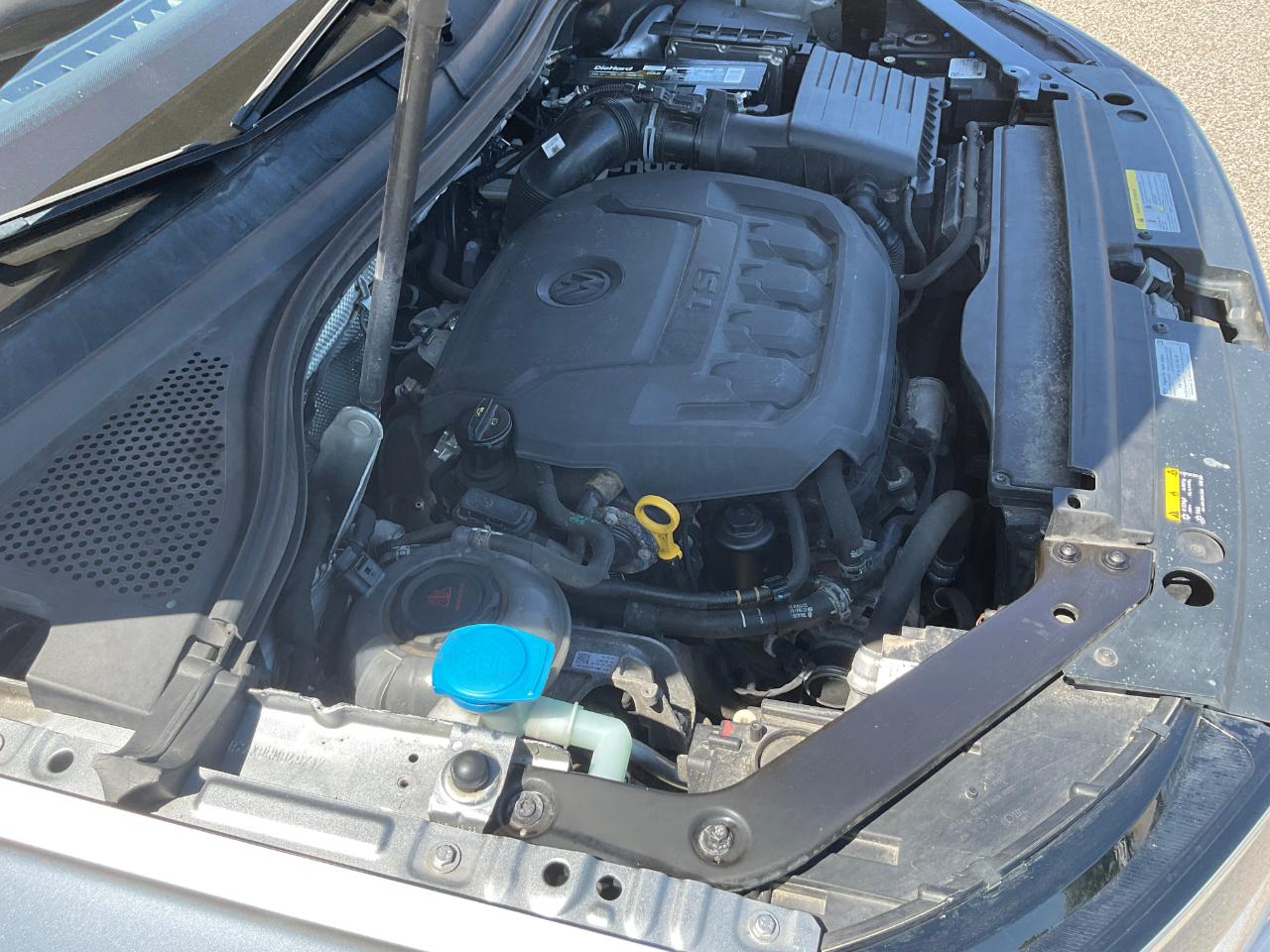Volkswagen Tiguan S 2024