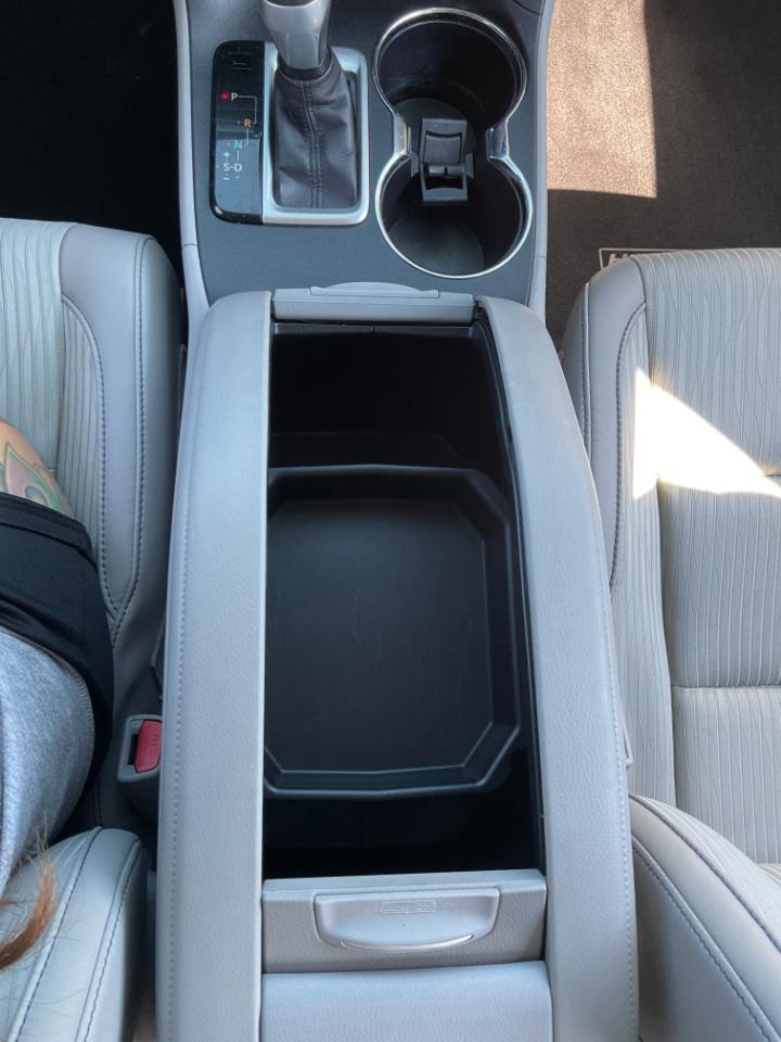 Toyota Highlander LE AWD V6 2015
