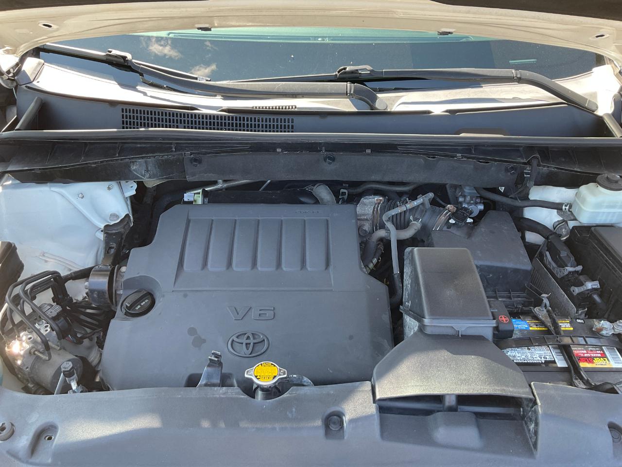 Toyota Highlander LE AWD V6 2015