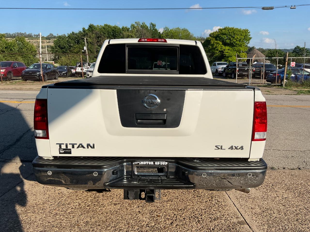 Nissan Titan S Crew Cab 4WD 2011