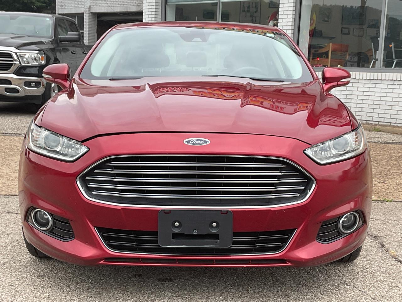 Ford Fusion Titanium AWD 2013