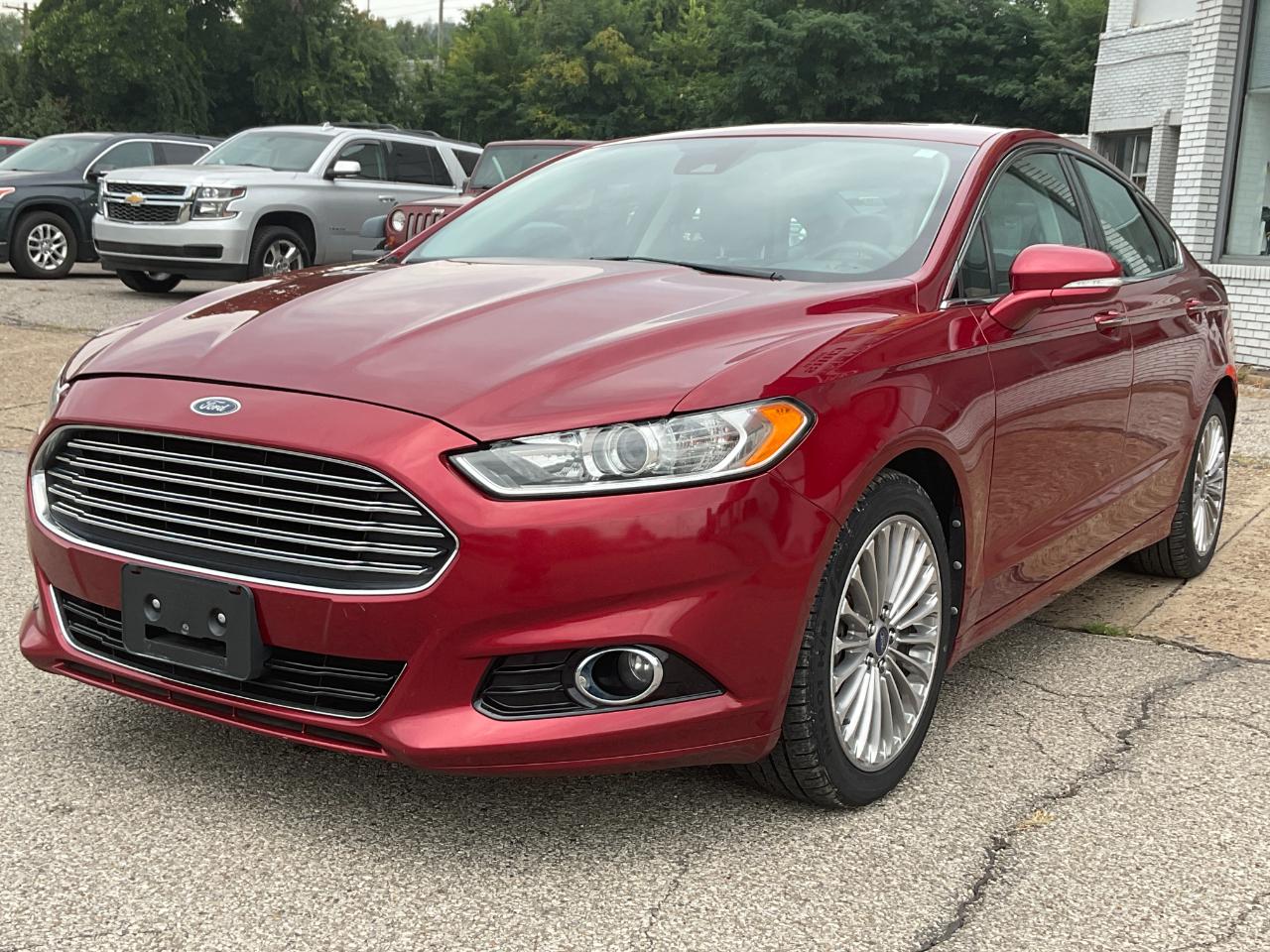 Ford Fusion Titanium AWD 2013