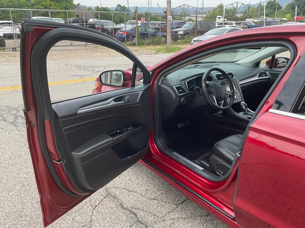 Ford Fusion Titanium AWD 2013