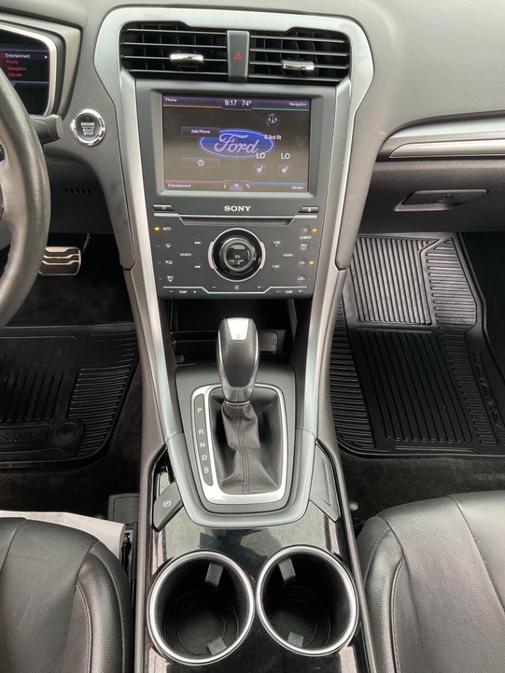 Ford Fusion Titanium AWD 2013