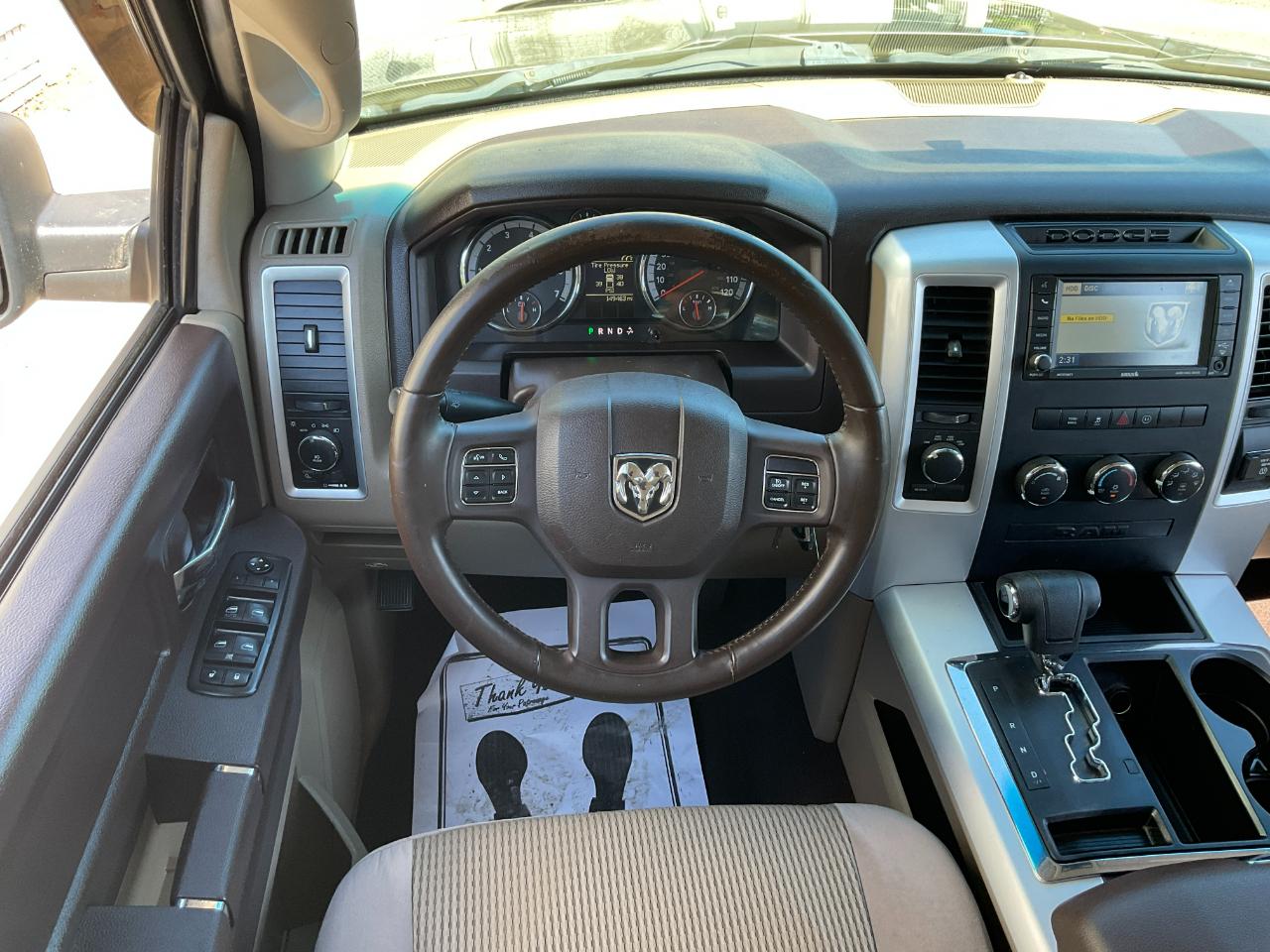 RAM 1500 SLT Quad Cab 4WD 2012
