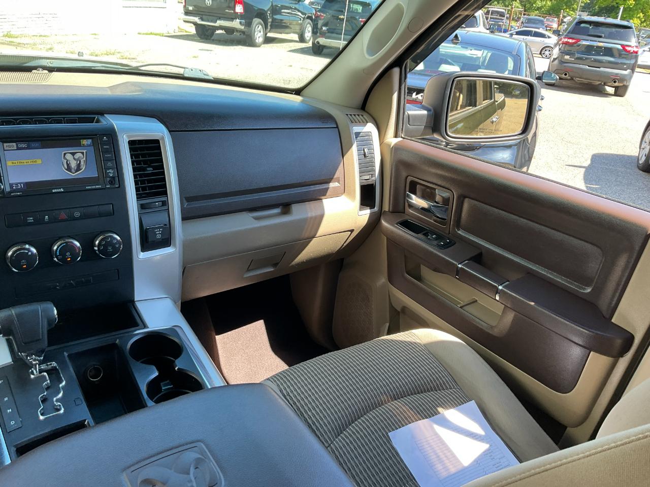 RAM 1500 SLT Quad Cab 4WD 2012