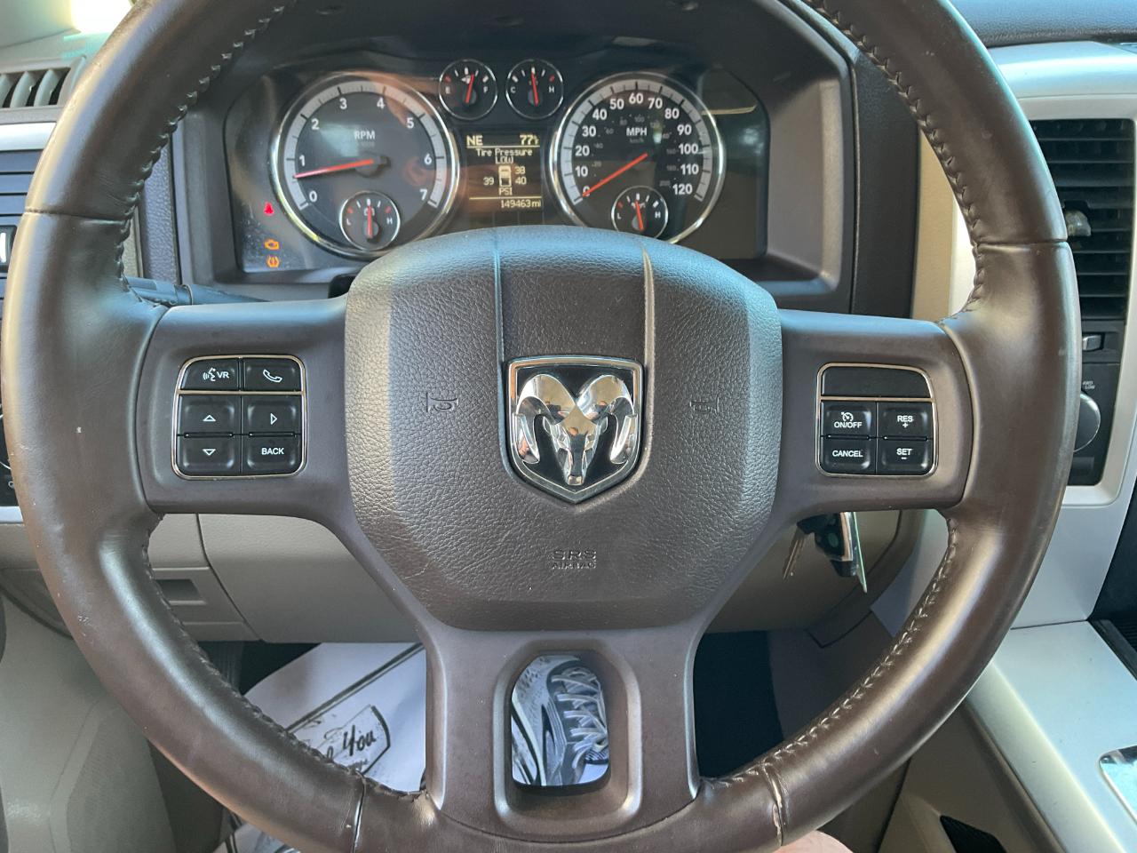RAM 1500 SLT Quad Cab 4WD 2012