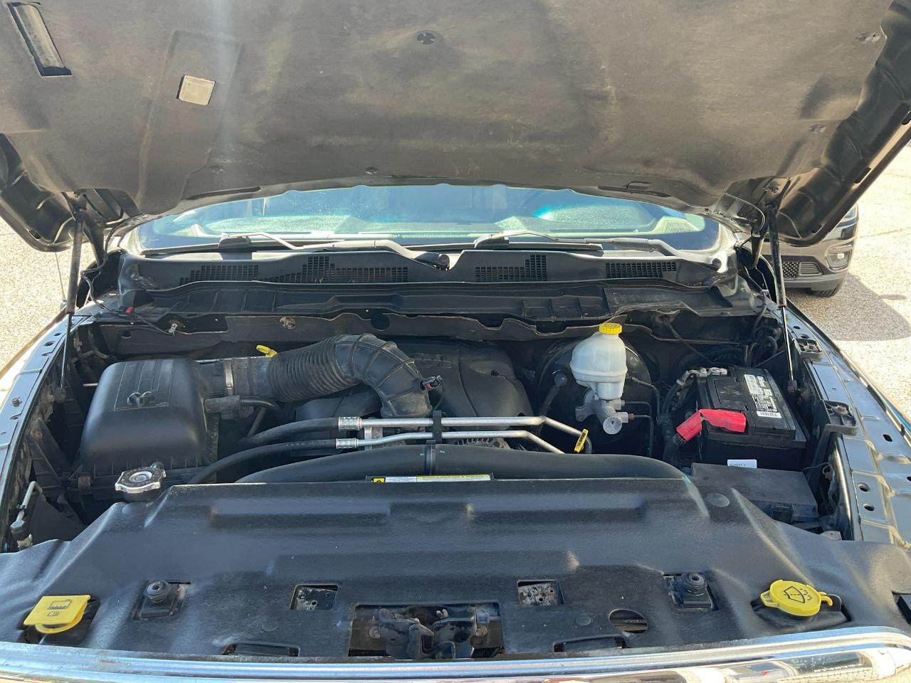RAM 1500 SLT Quad Cab 4WD 2012