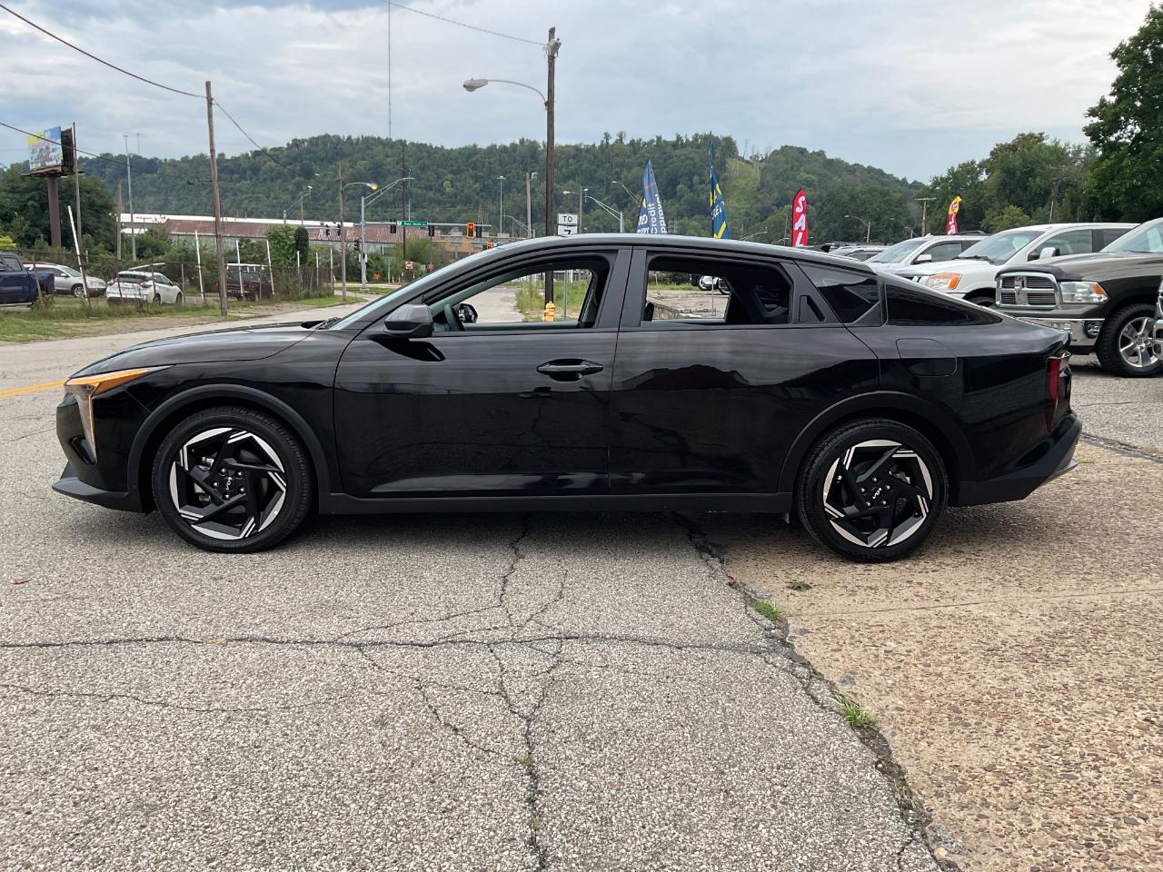 Kia K4 EX 2025