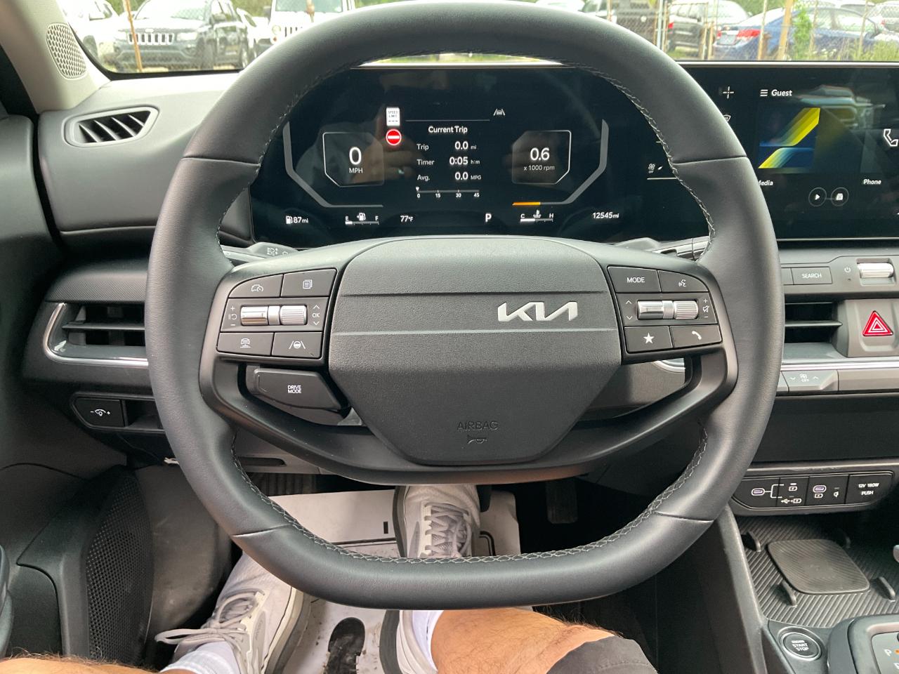 Kia K4 EX 2025